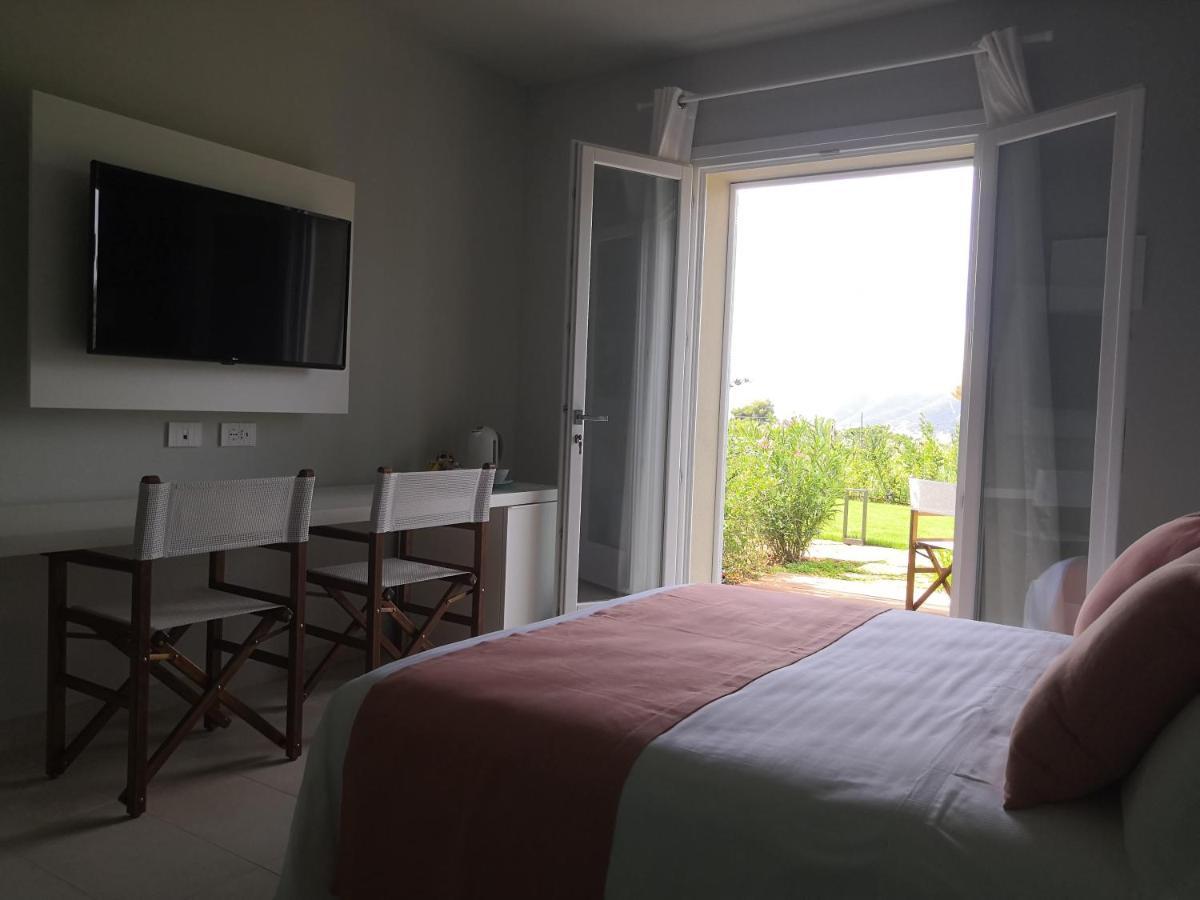 Stile Libero B&B Lacona Buitenkant foto